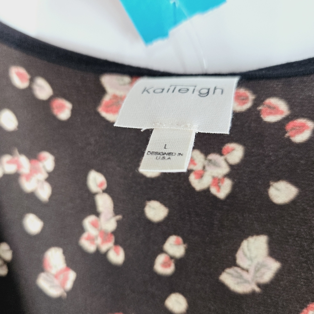 KALEIGH WRAP STYLE BLOSSOM DRESS, SIZE LARGE - Picture 2 of 4